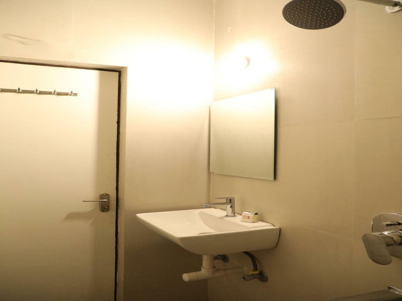 Oyo 14523 Hotel Al Zamzam 那格浦尔 外观 照片